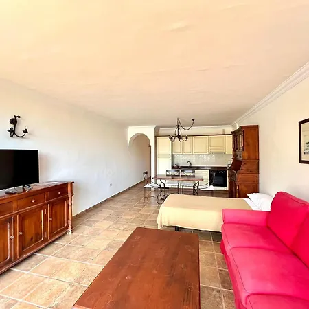 Con Gran Terraza Y Piscina Climatizada Λος Ρεαλέχος
